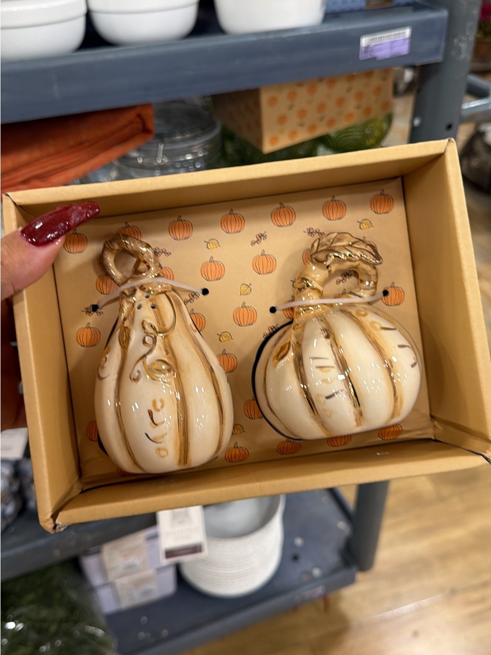 Ceramic White and Gold Pumpkin Pair Decorative Accents salt and pepper saleros